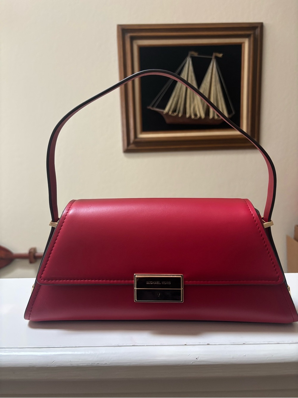 Michael Kors Ludlow MD Conv
Shldr Crimson leather bag